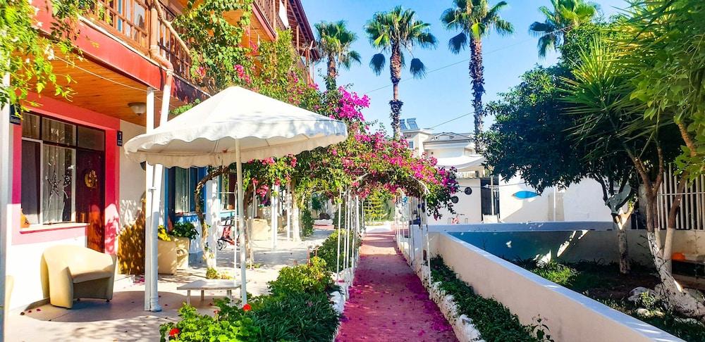 Erendiz Garden Hotel Кемер Экстерьер фото
